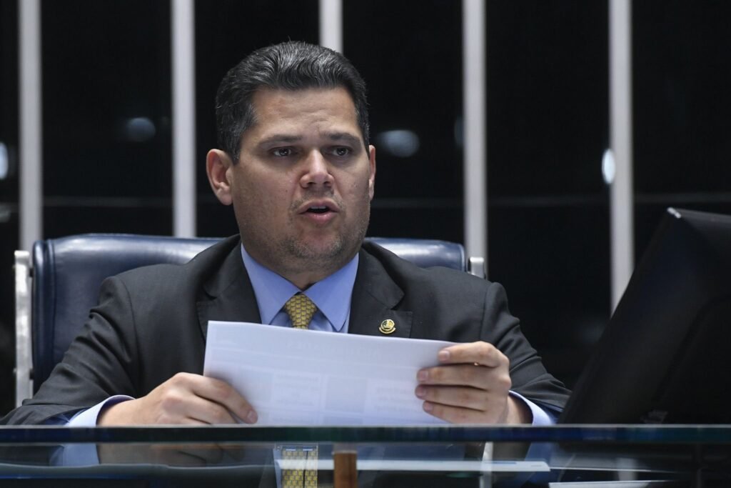 Justiça dos EUA manda intimar Moraes no caso Trump Media e Rumble