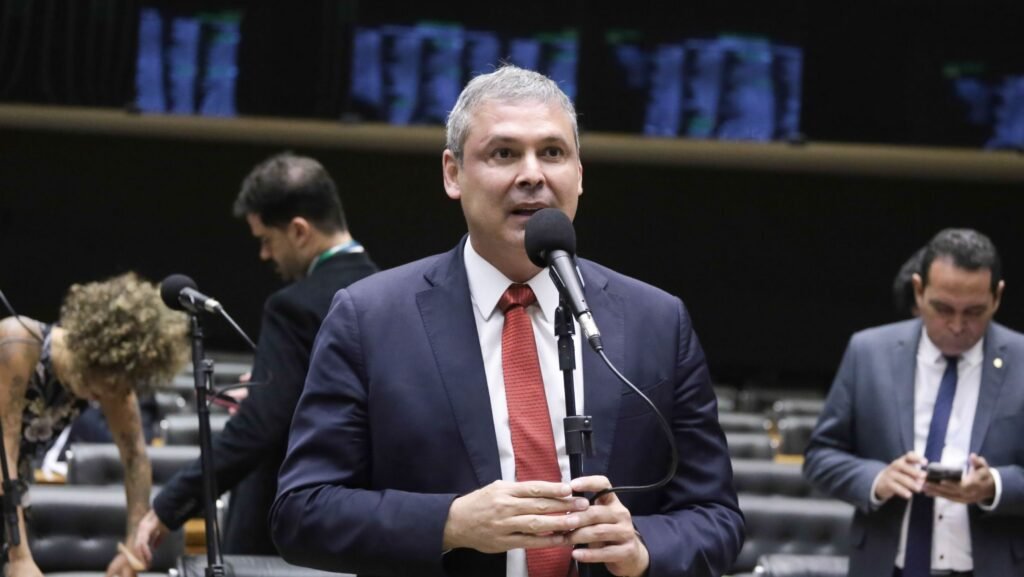 Fux vota para anular julgamento de Bolsonaro no STF; o que acontece agora?