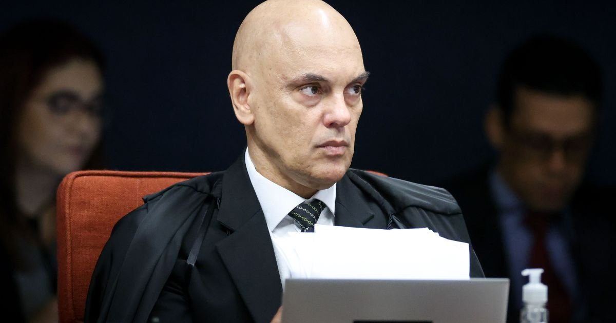 Moraes concede progressão para regime aberto de Daniel Silveira