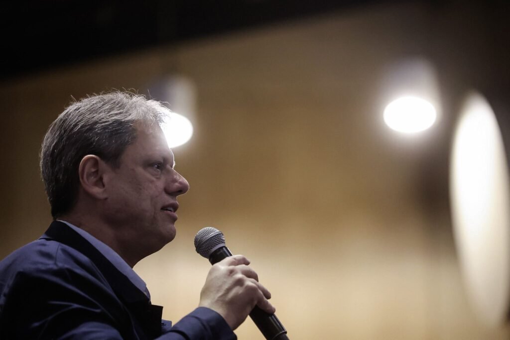 Instrutor fitness é morto dentro de academia após caso com mulher casada