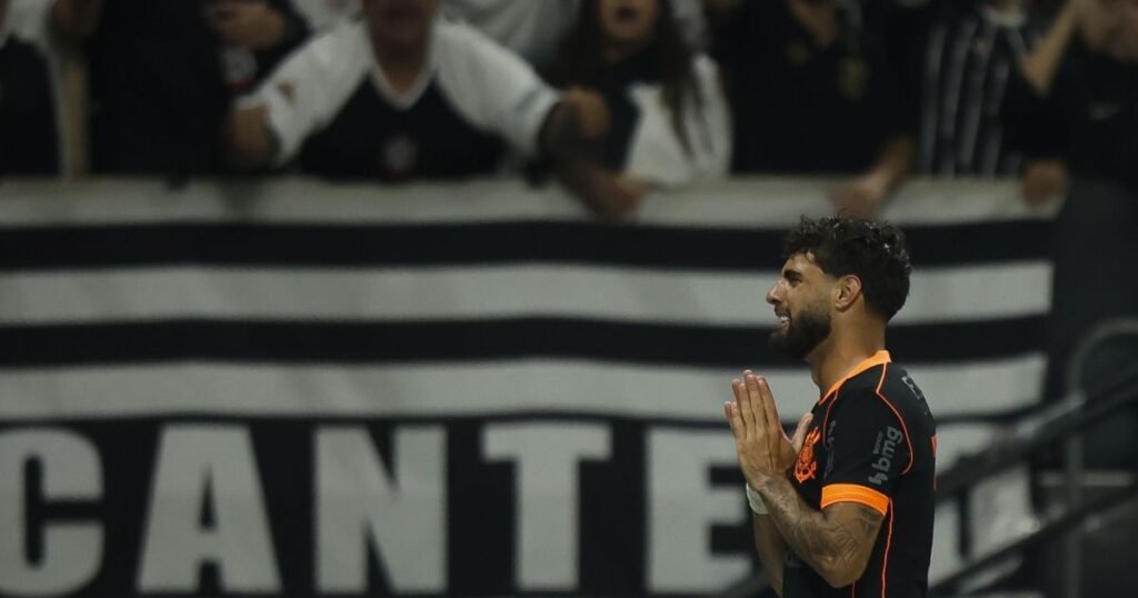 Yuri Alberto chora após golaço pelo Corinthians contra o Flamengo; veja