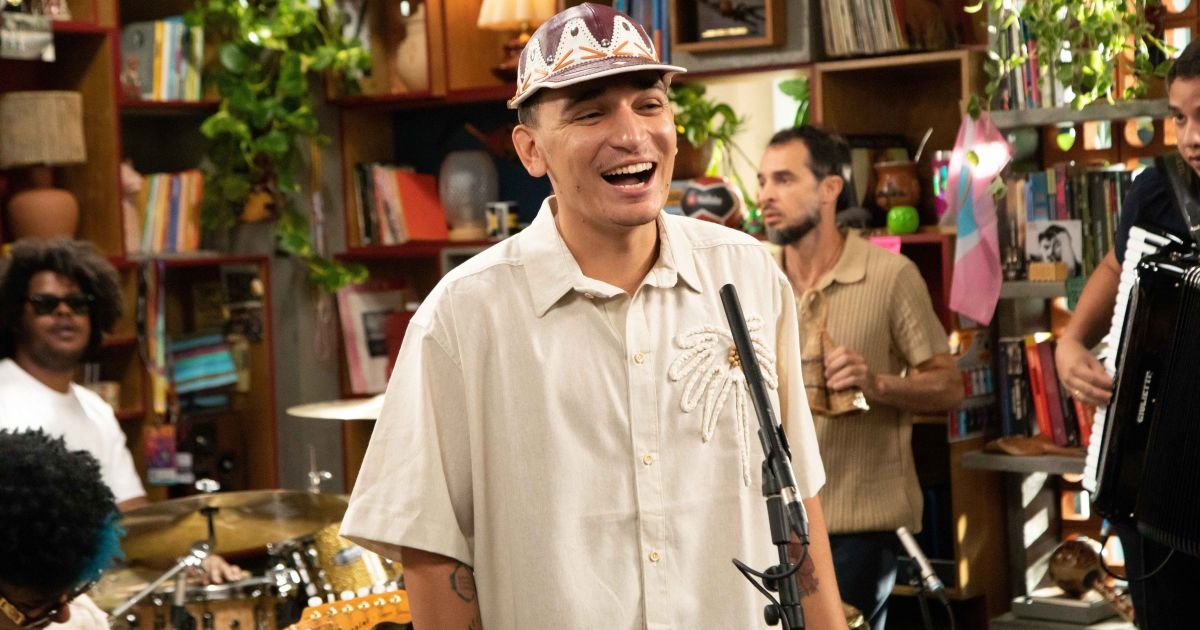 João Gomes fala de estrear Tiny Desk no Brasil: "Famoso igual Adele"