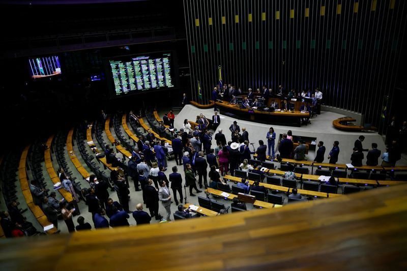 Plenário da Câmara referenda projeto que limita as decisões monocráticas