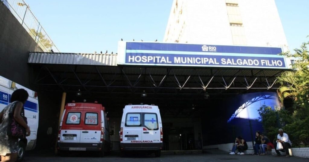 Polícia investiga corpos "mumificados" encontrados em hospital do RJ