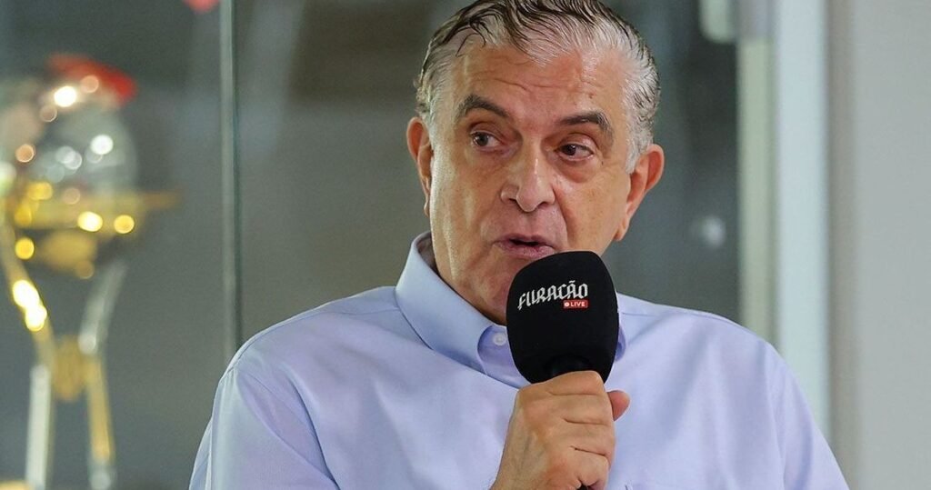 Presidente do Athletico-PR faz promessa por vitória em clássico; veja