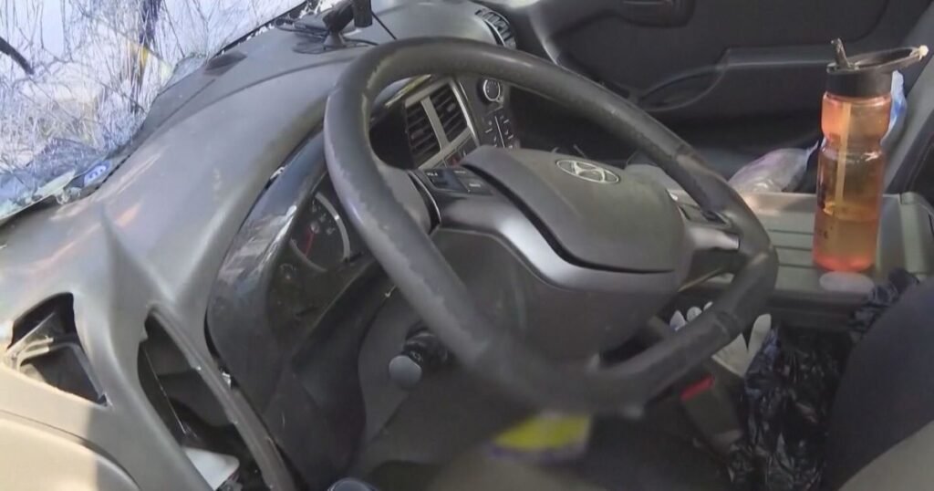 Caminhão invade mercado na Coreia do Sul matando pelo menos duas pessoas