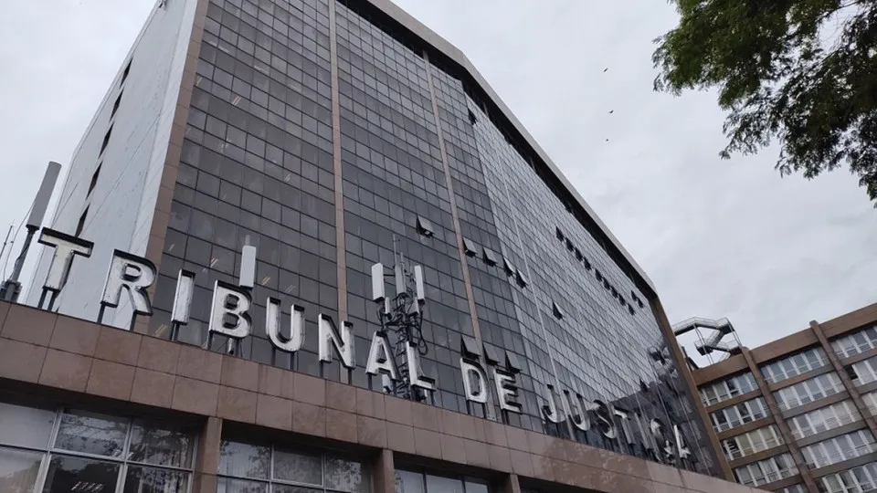 Homem é condenado a 30 anos por feminicídio no Rio de Janeiro