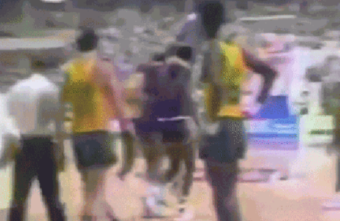 Steve Kerr presta homenagem a Oscar Schmidt e relembra gesto marcante do brasileiro