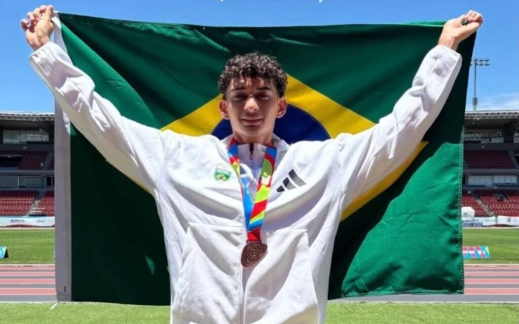 Guilherme Medeiros conquista bronze nos Jogos Sul-americanos da Juventude no Panamá