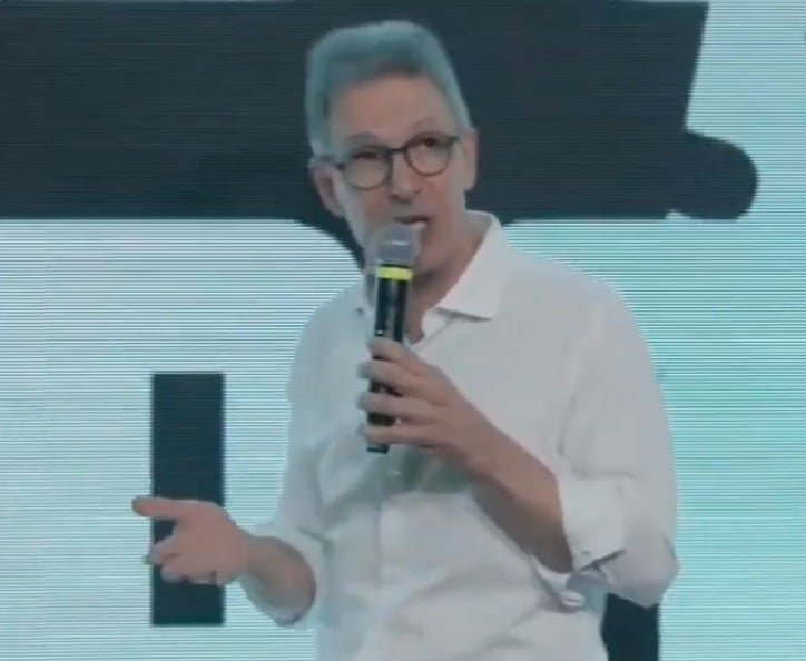 Zema critica escolhas de Lula para o STF e sugere lista tríplice