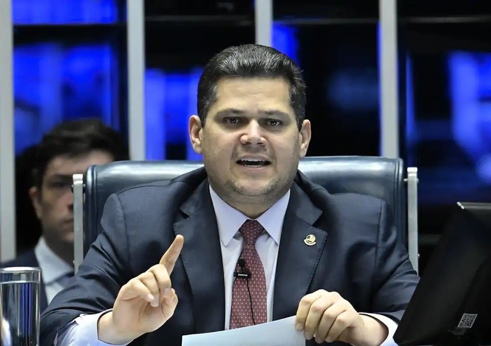 Alcolumbre confirma áudio sobre derrota de Messias no Senado