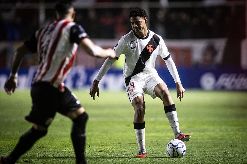 Vasco enfrenta Olimpia na Sul-americana; saiba onde assistir