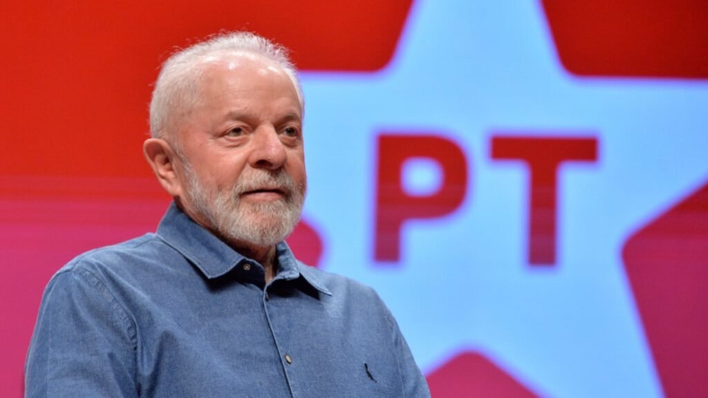 PT apresenta 37 influenciadores como candidatos nas eleições de 2026