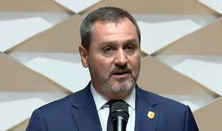 Partido Novo solicita investigação sobre viagem do diretor da PF a evento do Banco Master