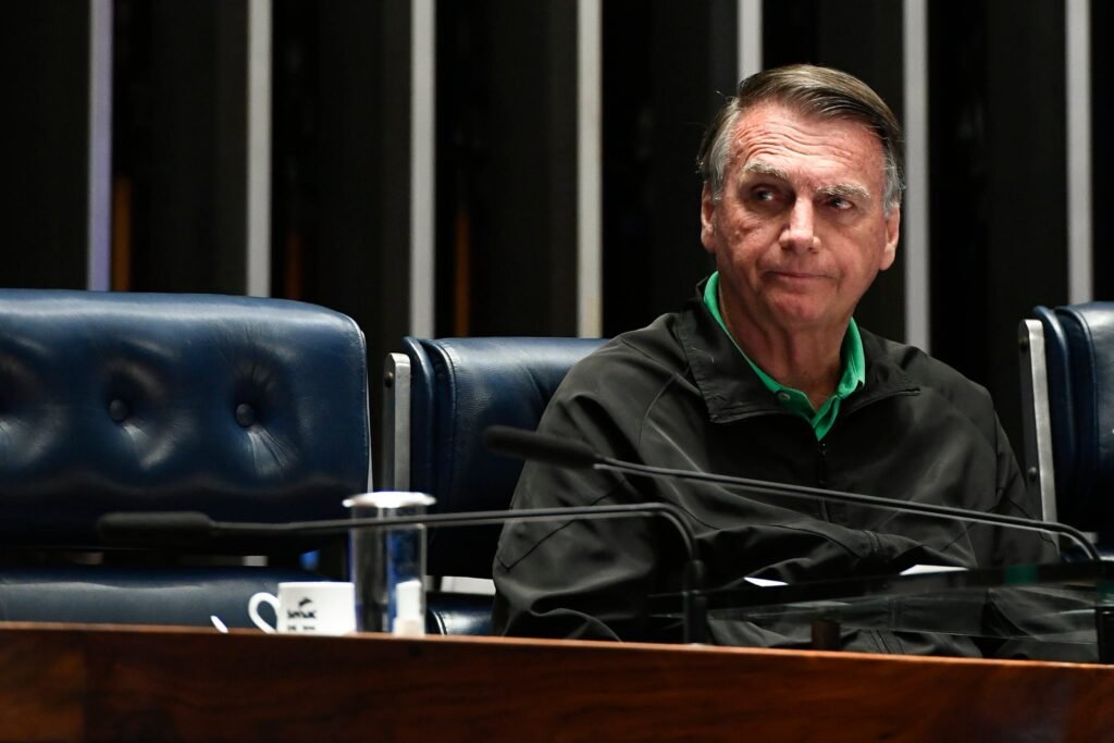 Moraes autoriza manutenção no elevador da residência de Bolsonaro