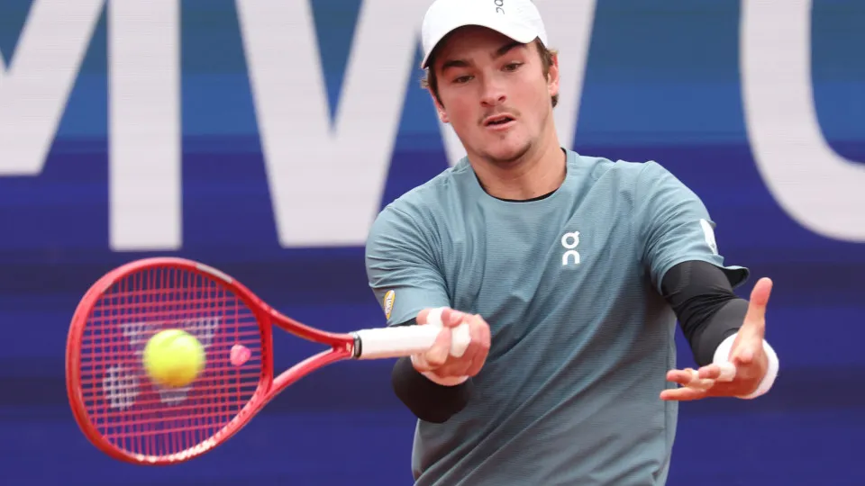 João Fonseca fala sobre pressão de ser comparado a Federer