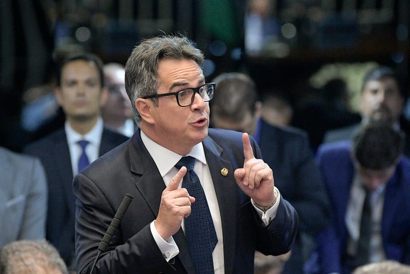 Ciro Nogueira promete renunciar se for denunciado no caso Master