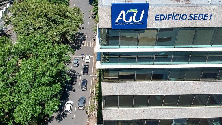 AGU revoga ampliação de auxílio-saúde para academia e fertilização in vitro