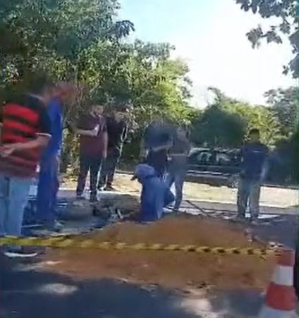 Trecho da Avenida Raul Lopes em Teresina é interditado para reparo de infiltração