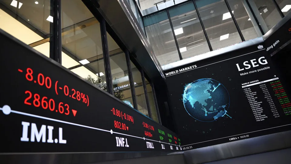 Mercados europeus caem com tensões entre EUA e Irã e ameaças tarifárias de Trump