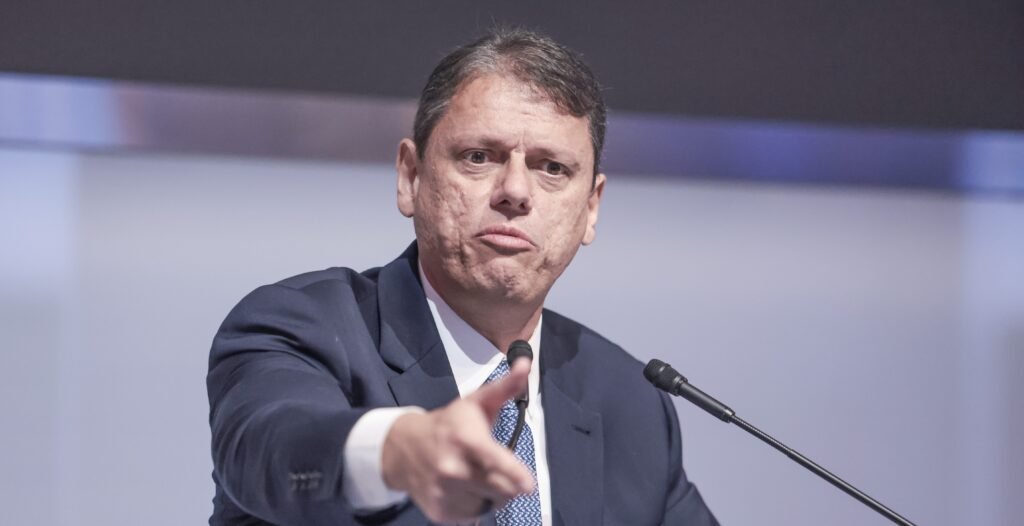 Tarcísio pede investigação rigorosa sobre Ciro Nogueira