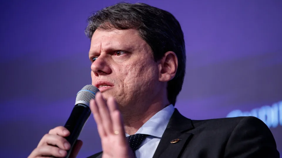 Tarcísio minimiza impacto de operação e PP cancela ato eleitoral em SP