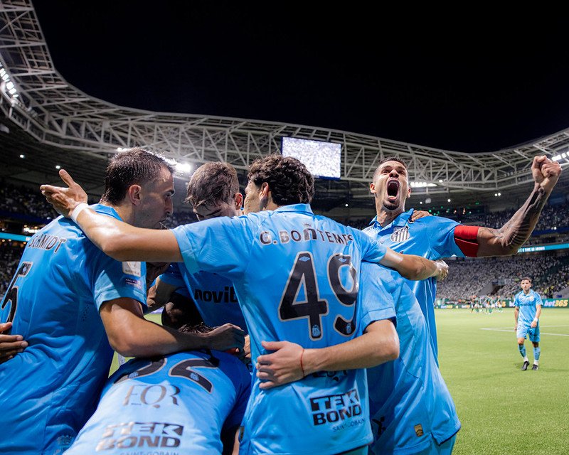 Santos enfrenta Red Bull Bragantino no Brasileirão; saiba onde assistir