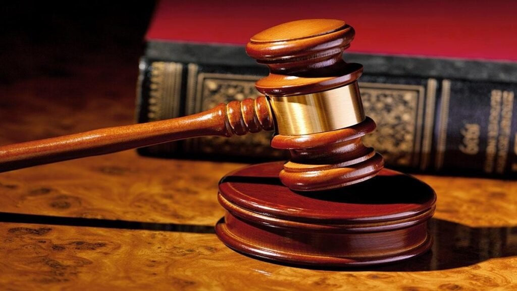 Réu é condenado a 14 anos por assassinato de rival em Teresina