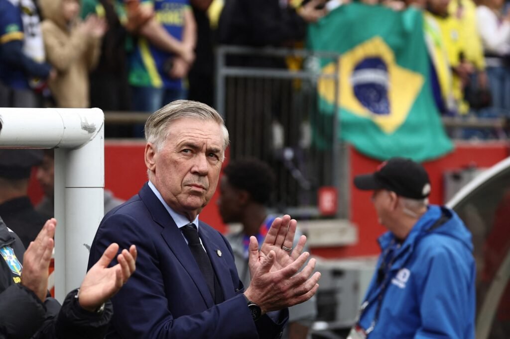 Ancelotti se emociona ao anunciar convocação da seleção brasileira para a Copa do Mundo
