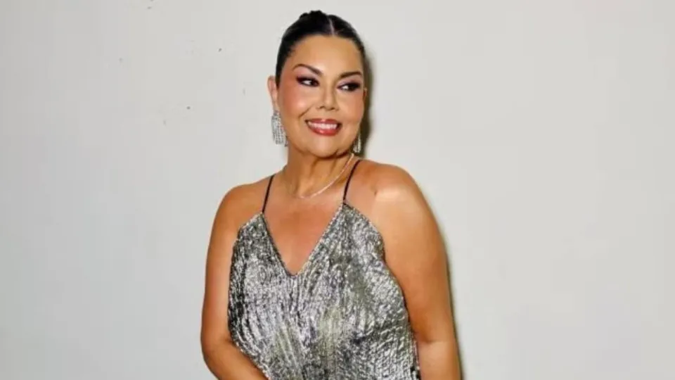 Fabiana Karla perde 19kg sem canetas injetáveis e celebra saúde aos 50 anos