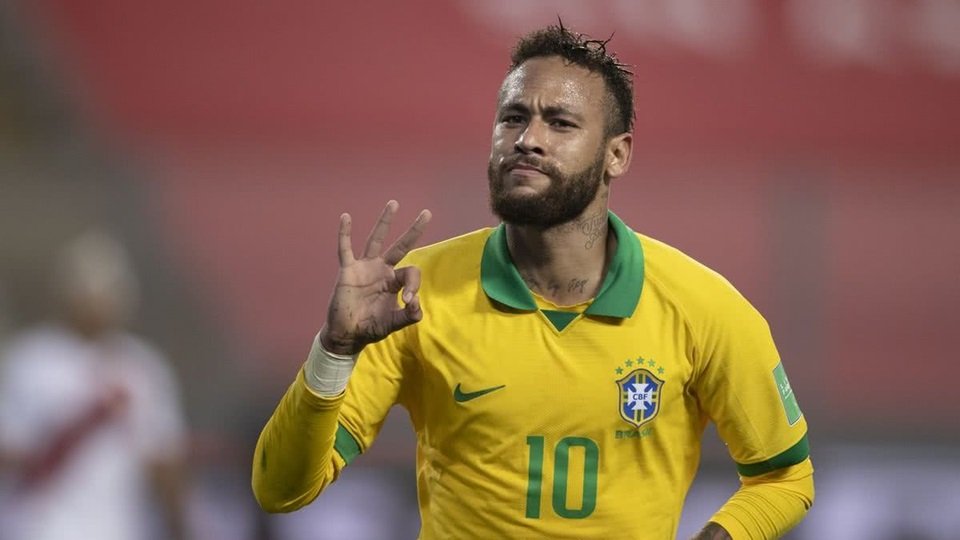 Neymar vê valor de mercado despencar e retorna ao patamar de 18 anos