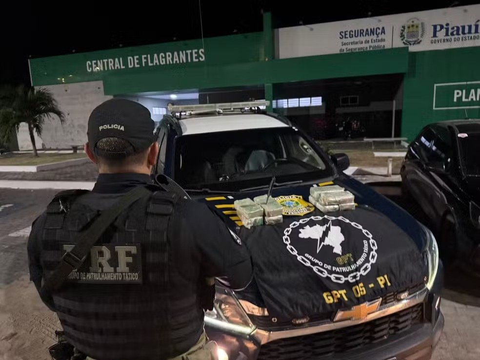 Polícia Rodoviária Federal apreende 10kg de crack na Br-343 em Parnaíba