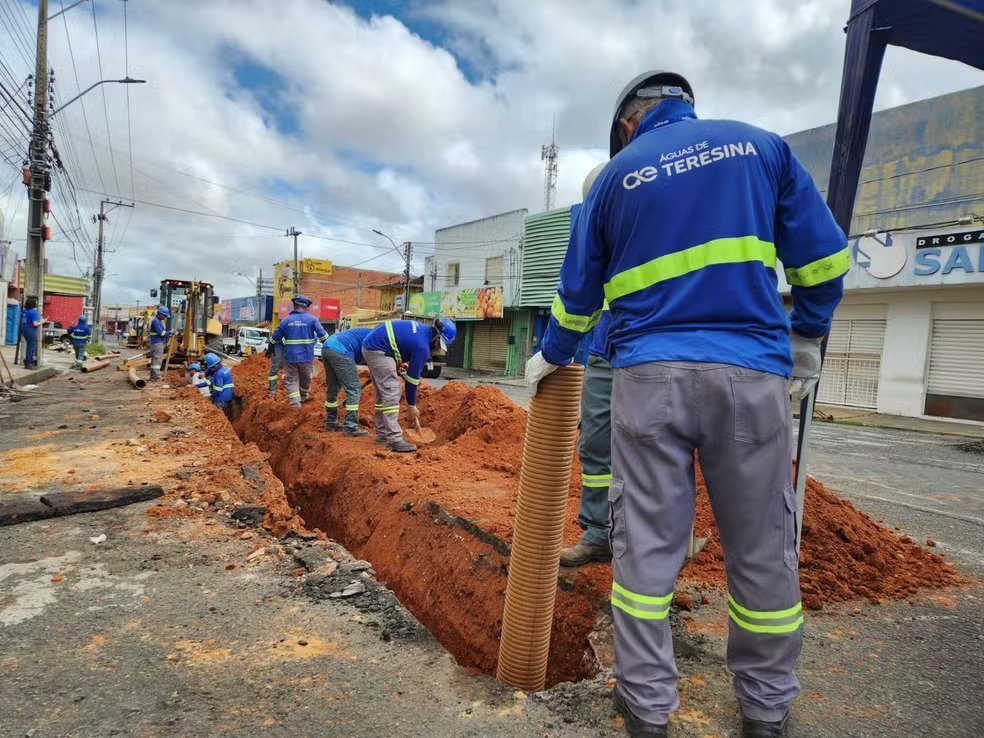 Águas de Teresina é multada em R$ 2,2 milhões por taxa de esgoto irregular