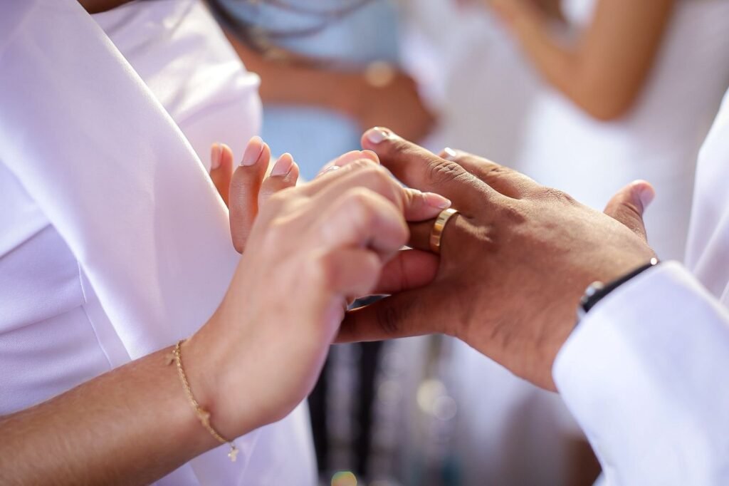 Cento e oitenta e seis casais se casam em evento comunitário em Teresina