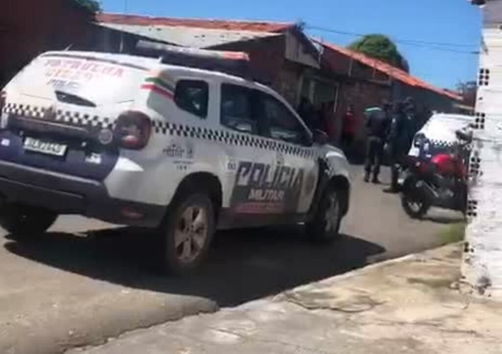 Duas pessoas são baleadas em Teresina; suspeitos fugiram em motocicleta