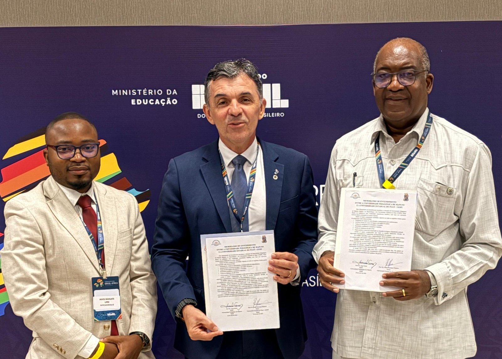 Uespi firma parcerias com universidades africanas em evento internacional