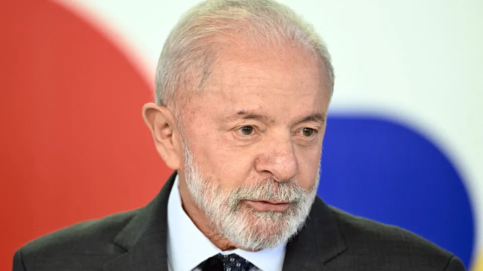 Lula defende que Petrobras deve priorizar interesses do Brasil