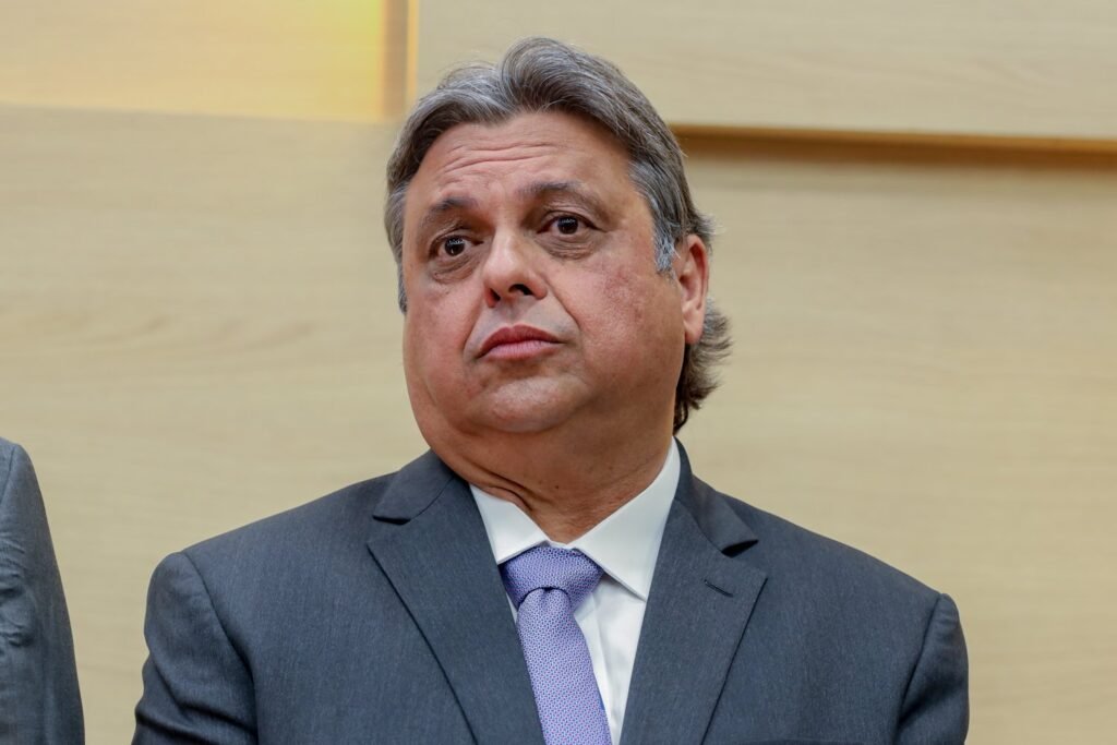 Deputado Júlio Arcoverde é transferido para São Paulo após acidente doméstico