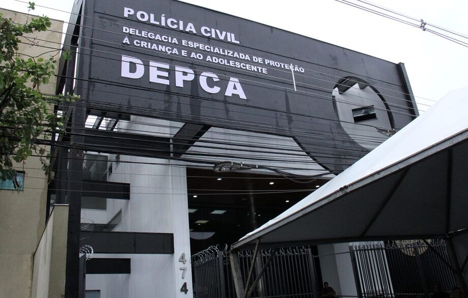 Transferência de vítima de estupro em escola é confirmada e câmeras serão analisadas