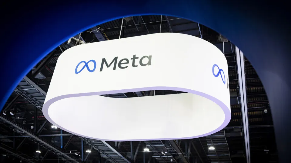 Meta inova com pingente inteligente e amplia serviços de assinatura