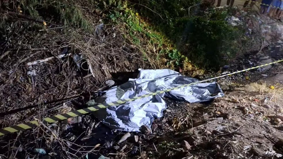 Criança de dois anos é encontrada morta em esgoto no Piauí