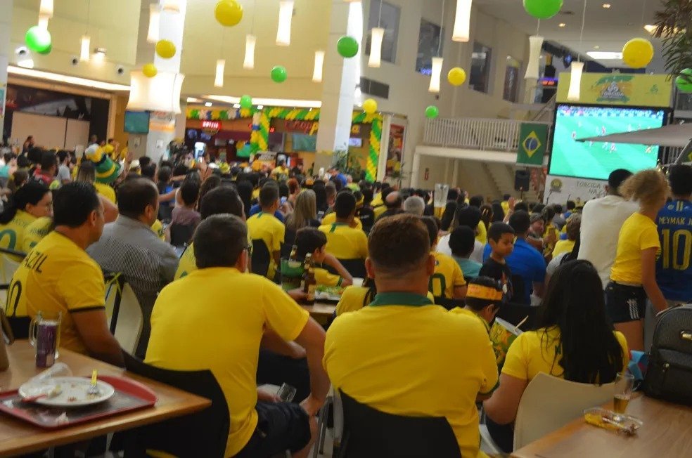 Comércio de Teresina terá horários especiais durante jogos do Brasil na Copa do Mundo