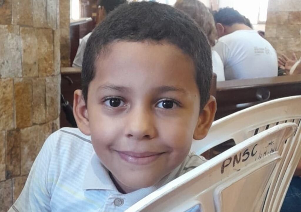 Jantar beneficente no Dia dos Namorados arrecada fundos para tratamento de criança