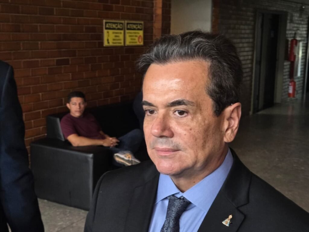 Henrique Pires propõe pausa em obras de asfalto para priorizar abastecimento de água