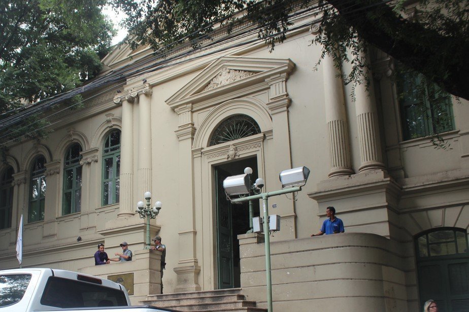 Teresina reserva vagas para mulheres vítimas de violência doméstica em contratos públicos