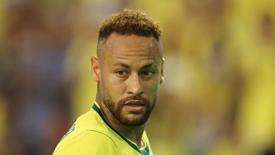 Guru das Copas prevê eliminação do Brasil para o Japão