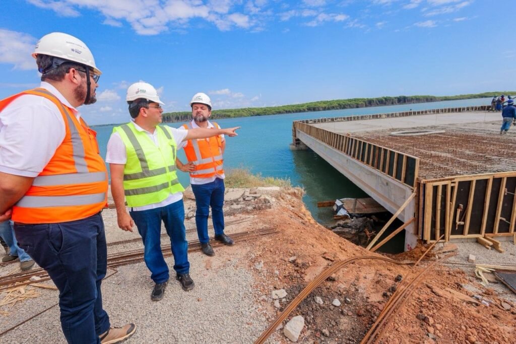 Porto de Luís Correia inicia operações e Rafael Fonteles responde a críticas