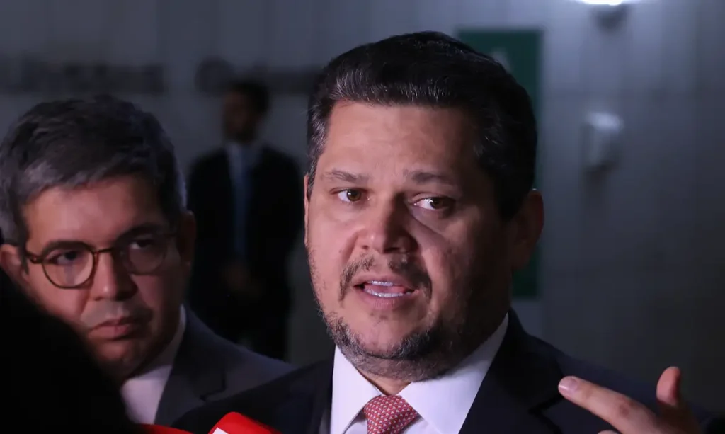 Senado deve votar PEC da aposentadoria de agentes até 15 de julho