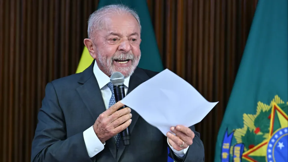 Brasil contesta tarifas dos EUA e aponta riscos para empresas americanas
