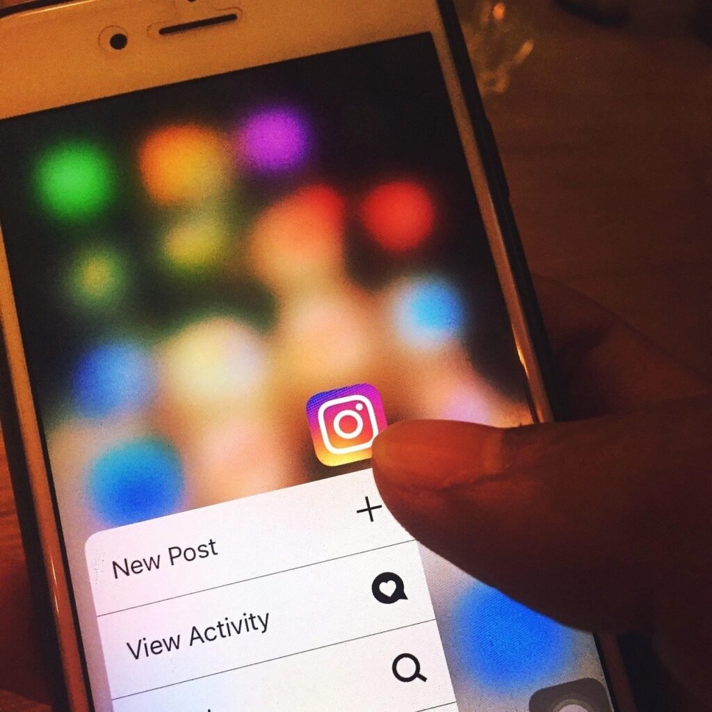 Órgãos públicos suspendem publicidade em redes sociais antes das eleições de 2026